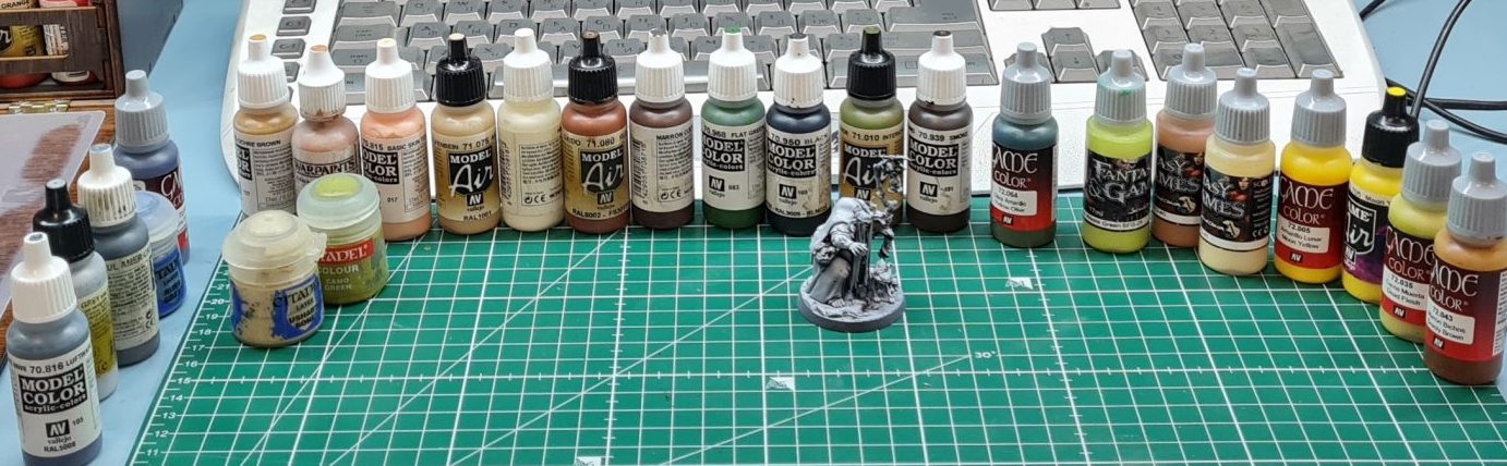 Carry Your Miniature Paints in Style with this Portable Paint Station and  Case by Frontier Wargaming 